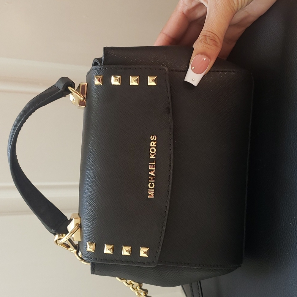 Michael kors small black crossbody